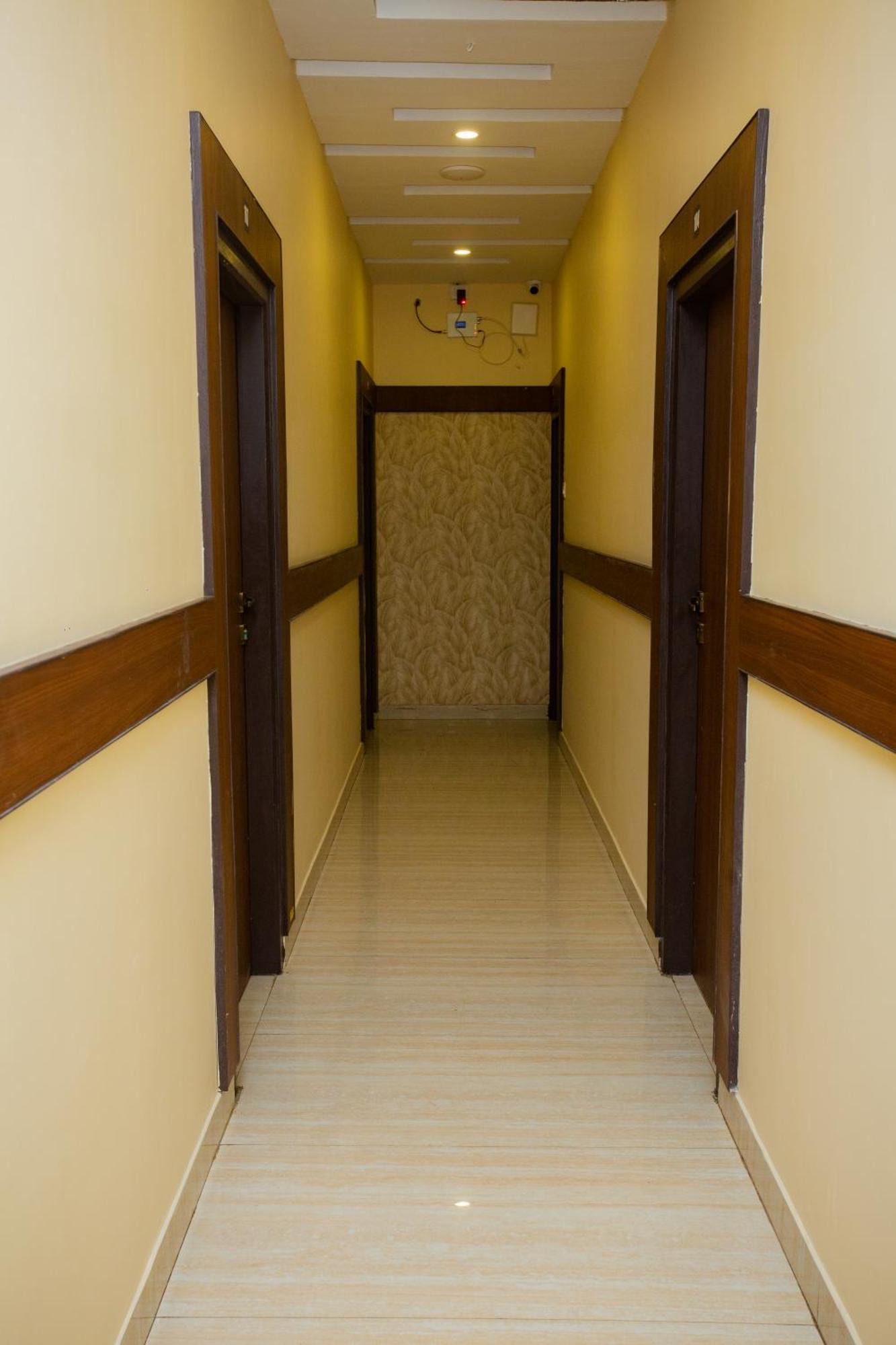 The Park Avenue Hotel - Business Class Hotel Near Central Railway Station Chennai Periyamet Exterior photo